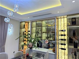 Bán biệt thự cao cấp thảo điền  quận 2