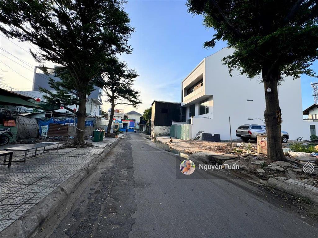 Bán gấp  giảm giá sập sàn lô đất đẹp ngay metro an phú quận 2. giá 165tr/m2