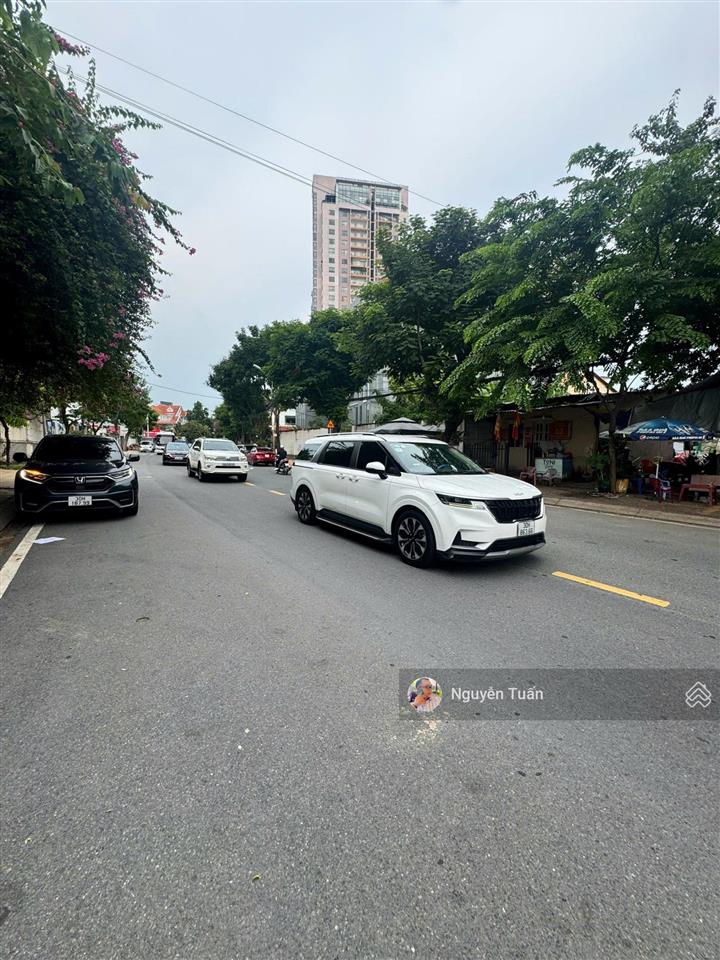 Bán đất 2 mặt tiền nguyễn văn hưởng view sông sài gòn