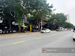 Bán đất 2 mặt tiền nguyễn văn hưởng view sông sài gòn