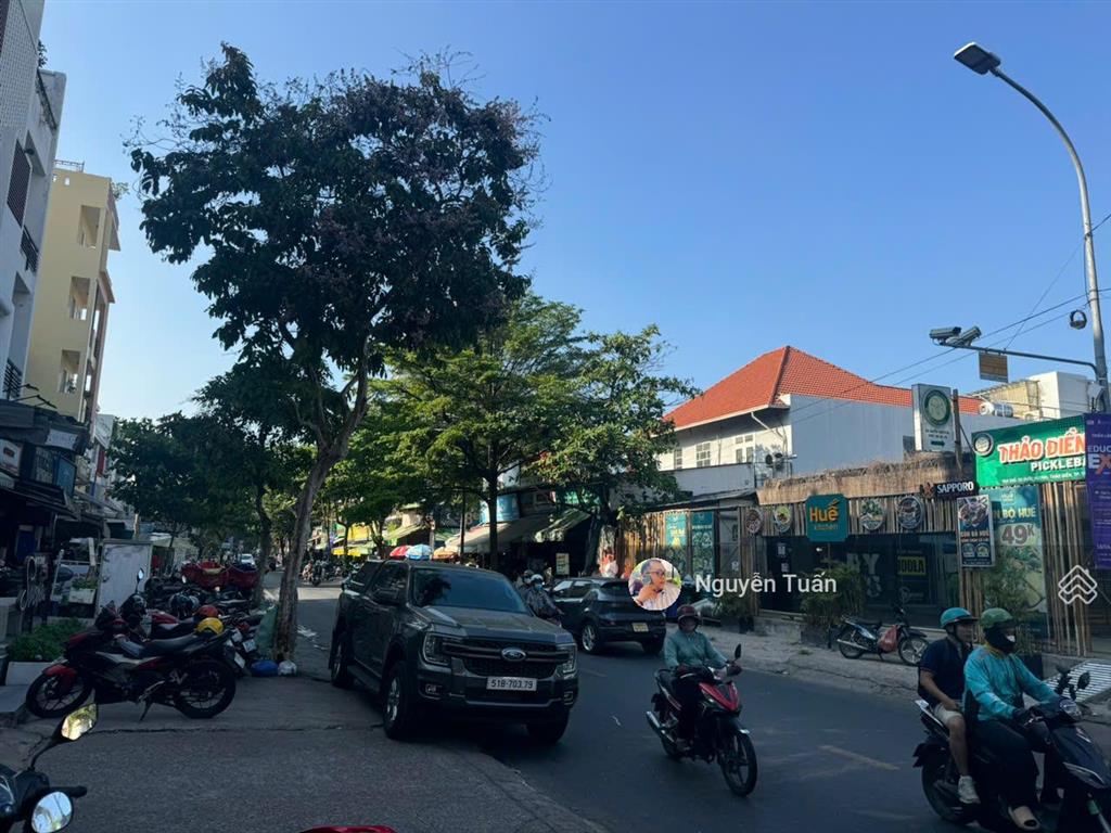 Hàng hiếm mặt tiền quốc hương  thảo điền, quận 2