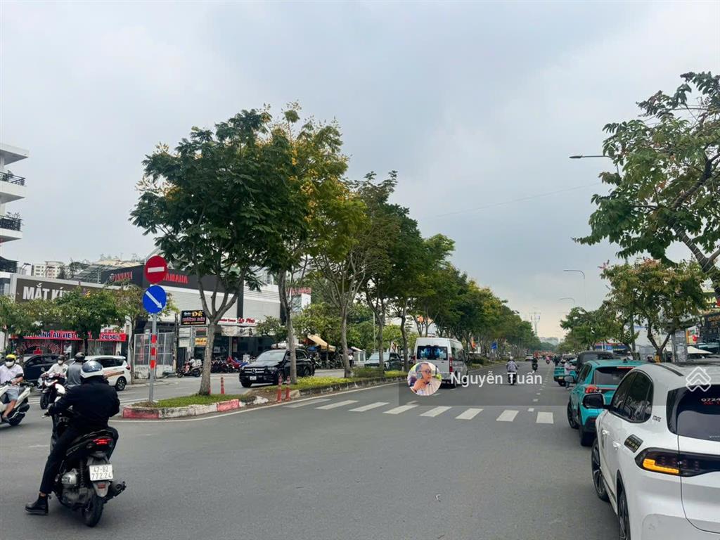 Siêu phẩm góc 2 mặt tiền trần não   ngay thủ thiêm (quận 2)