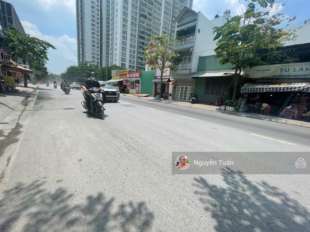 Hàng hiếm nguyễn văn hưởng thảo điền  đất mặt tiền ngang 9m view sông