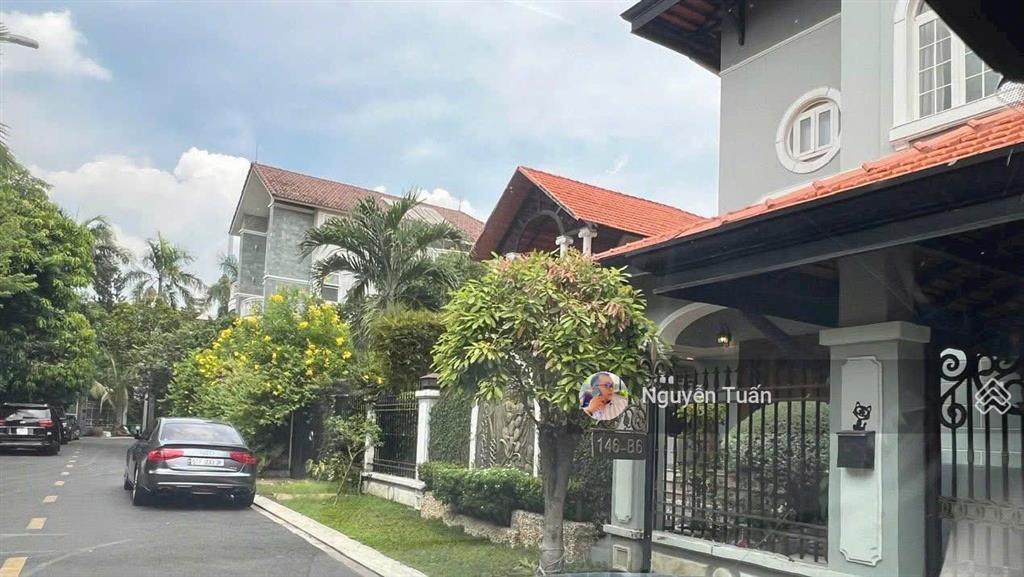 Bán biệt thự compound cao cấp nguyễn văn hưởng, thảo điền, hồ bơi riêng 6 phòng ngủ