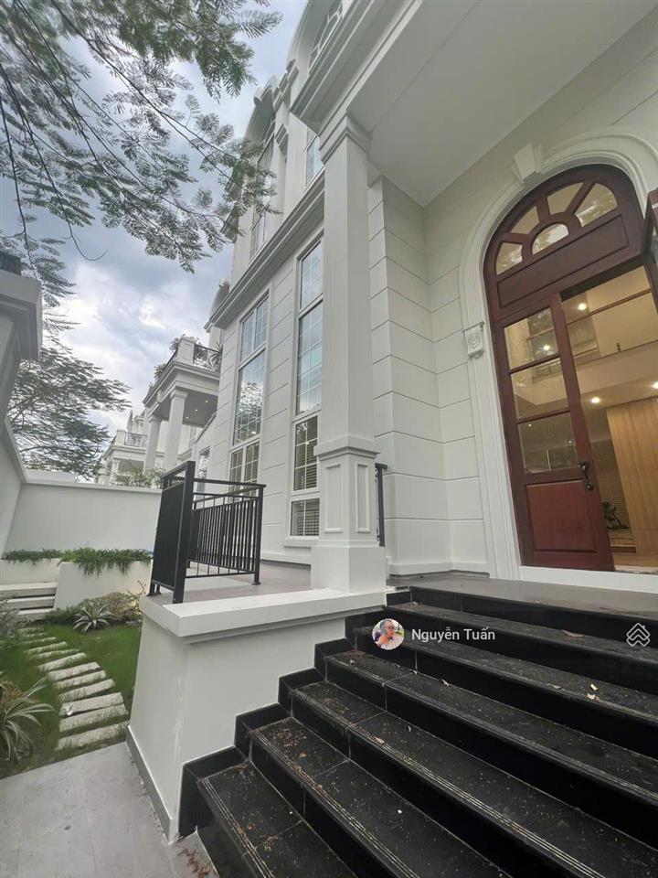 Bán biệt thự king crown village thảo điền  compound khép kín cao cấp  hầm + 4 tầng 276m2