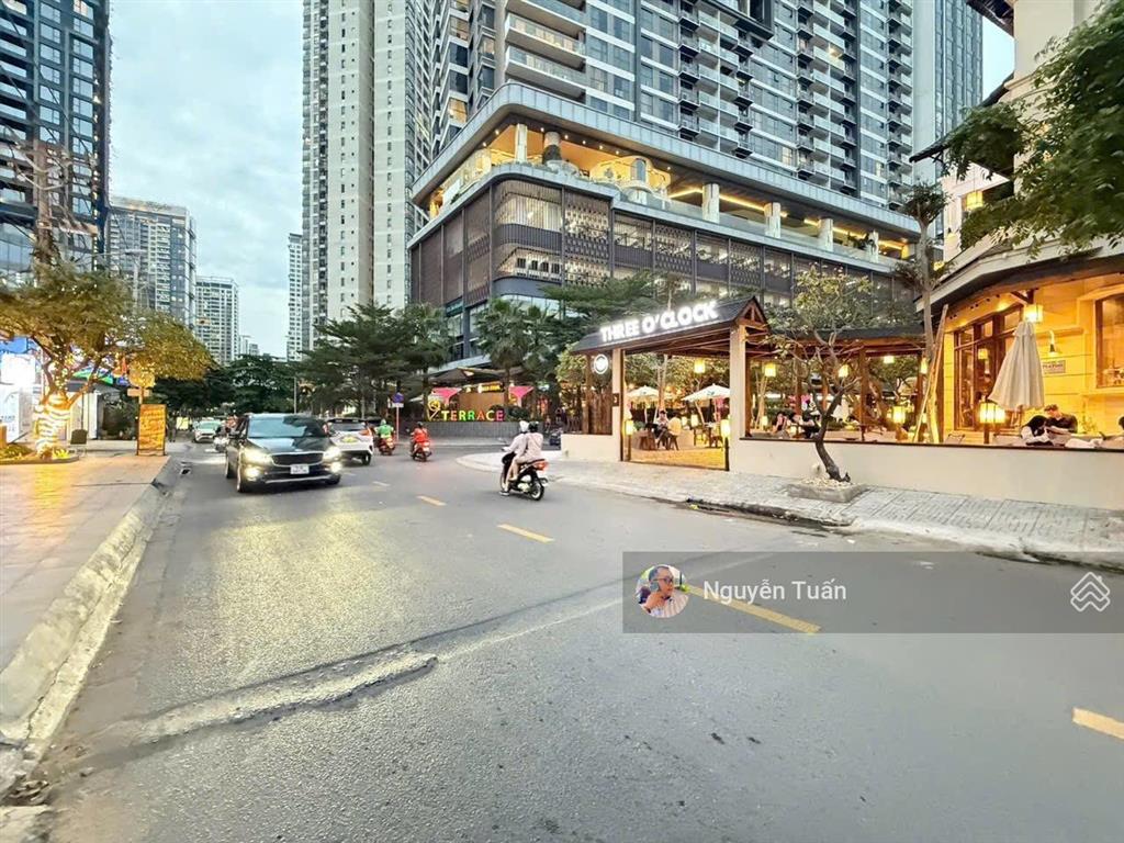 Giảm giá mạnh villa góc 2 mặt tiền nguyễn văn hưởng, thảo điền