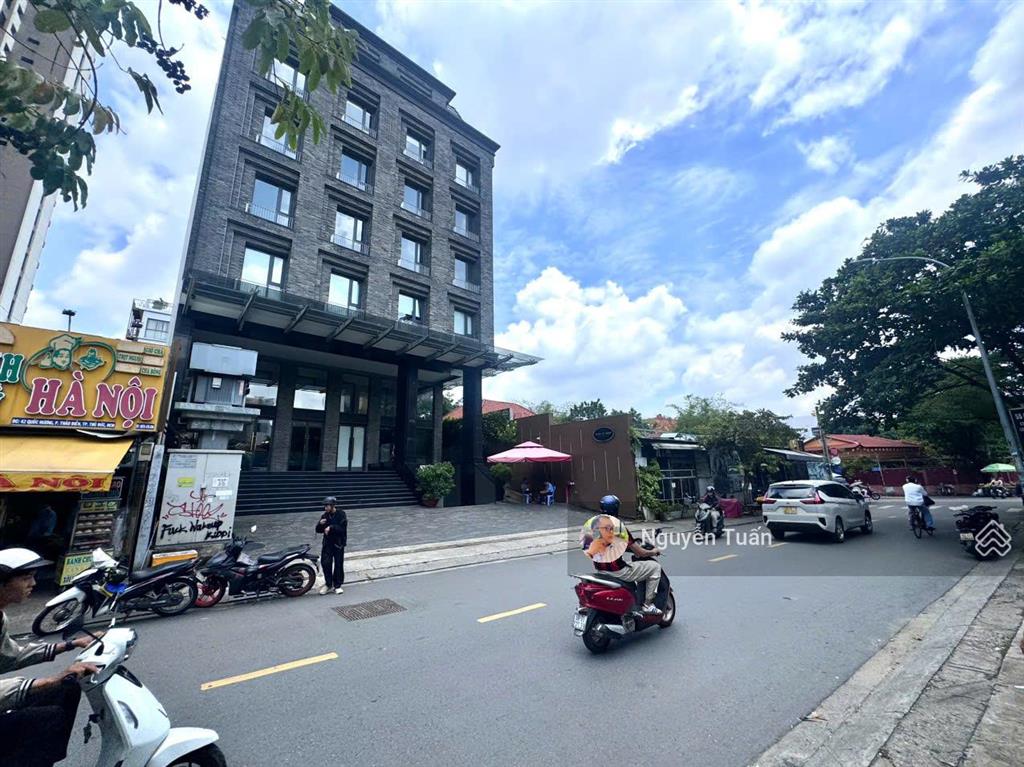 Mặt tiền quốc hương  thảo điền | tài sản đẹp dòng tiền 82 triệu/tháng