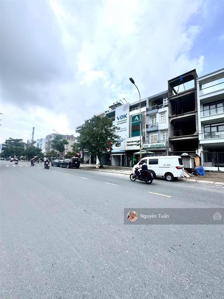 Bán biệt thự đẹp nguyễn hoàng, an phú quận 2 | dt 7,5x18m | hầm + 3 lầu | hướng nam