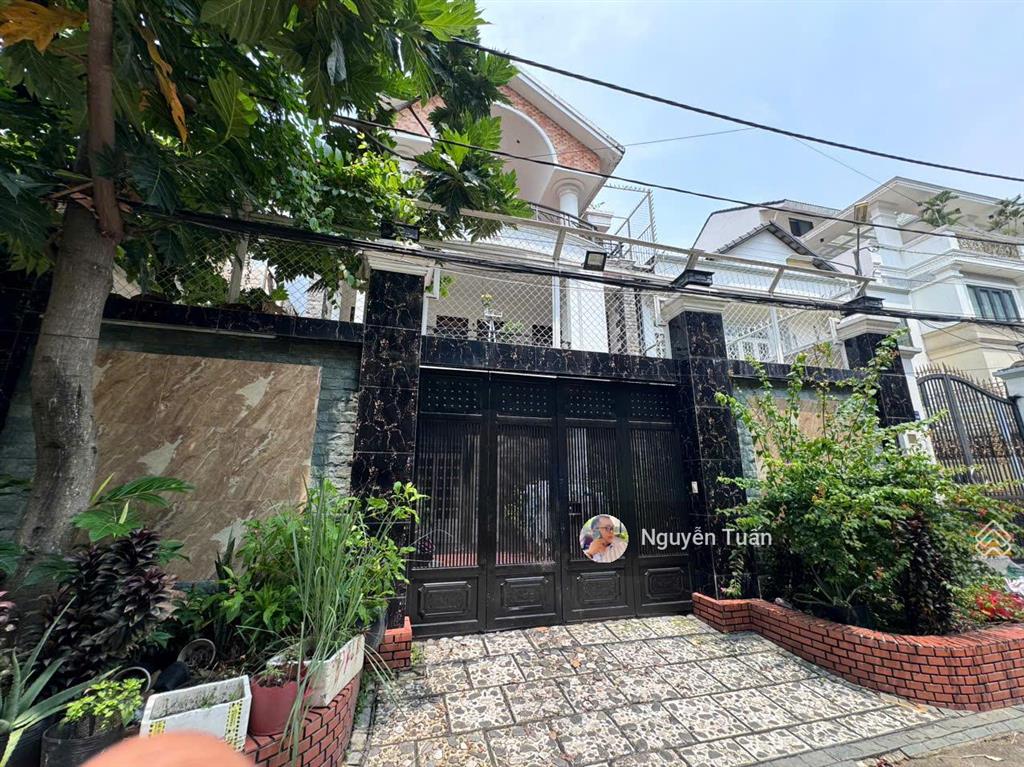 Bán biệt thự nguyễn văn hưởng, thảo điền  quỹ đất 233m2  giá 60 tỷ