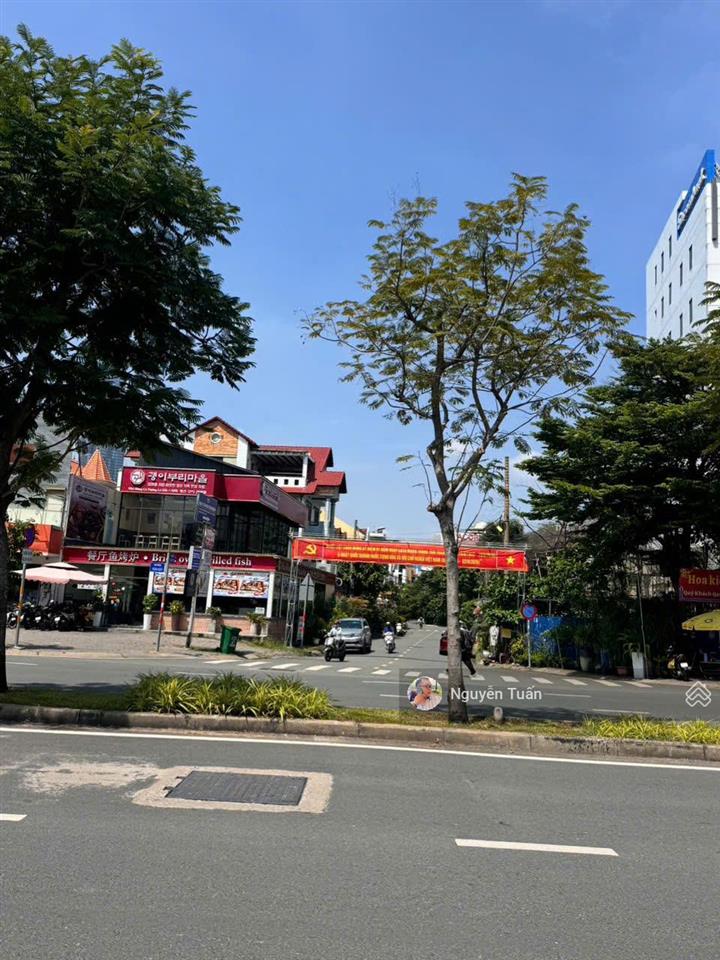 Bán nhà mặt tiền trần não, quận 2  vị trí đắc địa, giá bán cạnh tranh, khai thác dòng tiền ngay!
