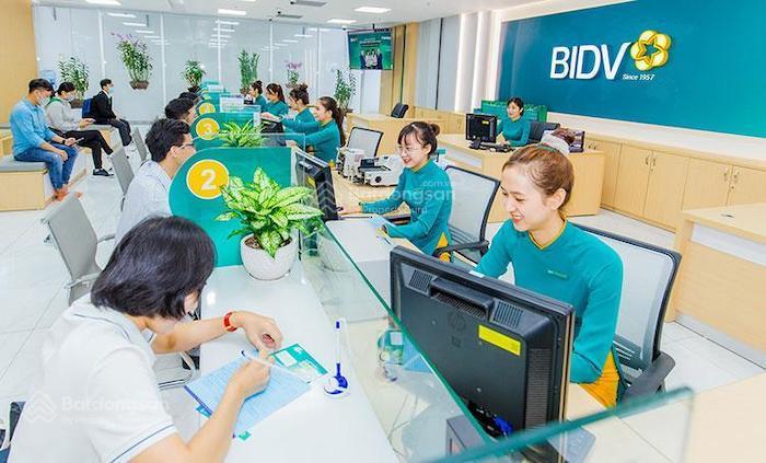 Cho thuê nhà mặt phố hàng đậu, hoàn kiếm dt 90m2 nhà 4 tầng