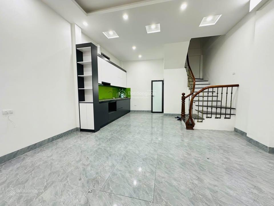 Cho thuê nhà 5 tầng xây mới ngõ 95 phạm văn đồng, 7pn giá 16 triệu