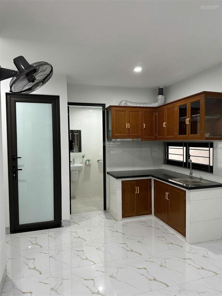 158 yên hòa  máy giặt riêng phòng rộng 35m2