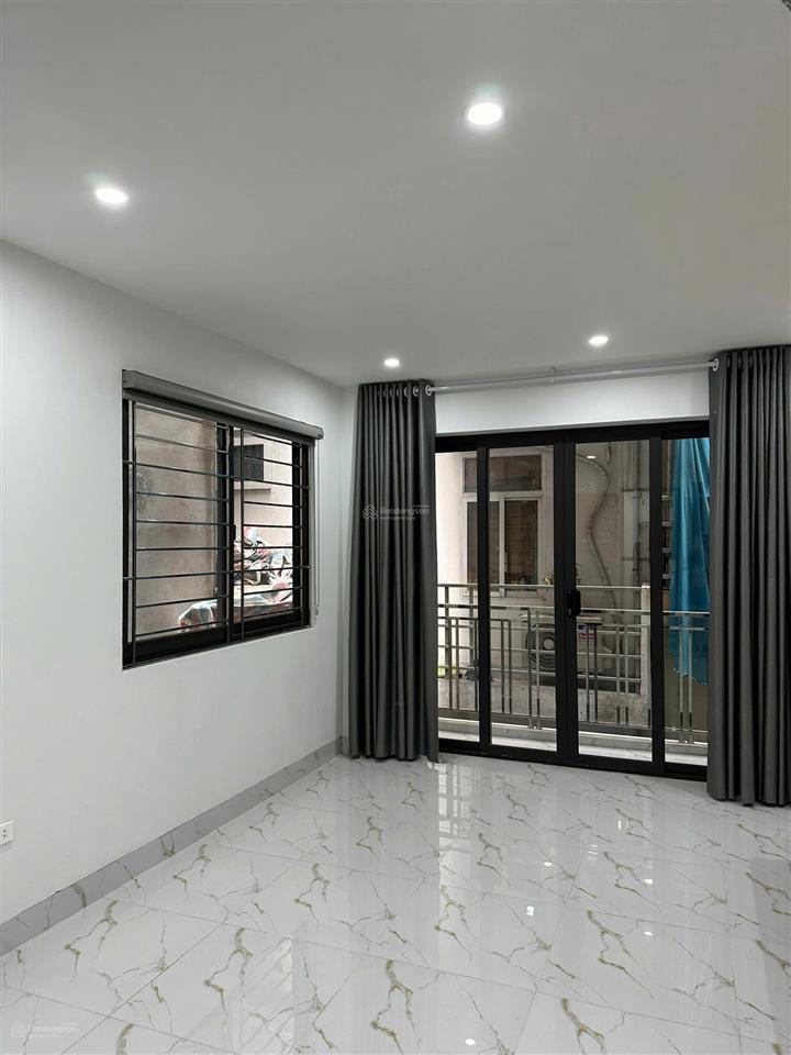 158 yên hòa  máy giặt riêng phòng rộng 35m2