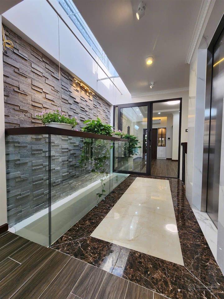 Bán nhà 6 tầng thang máy phố kim mã, dt 75m2 mặt tiền 5m, cách mặt phố 30m, nhà mới ở ngay