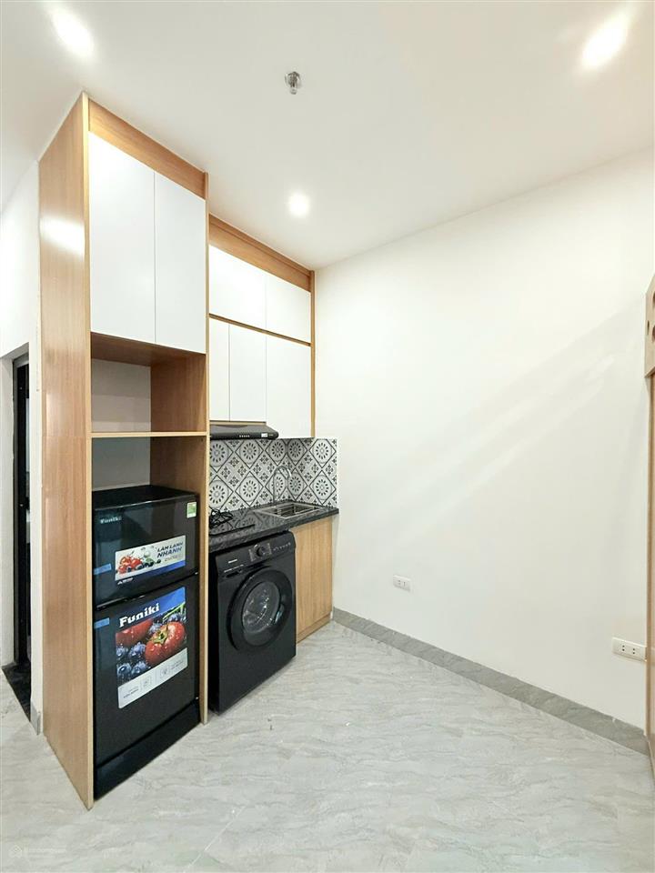 Bán tòa nhà chdv 7 tầng thang máy 11 phòng, vạn phúc, ba đình doanh tiền 650tr/năm