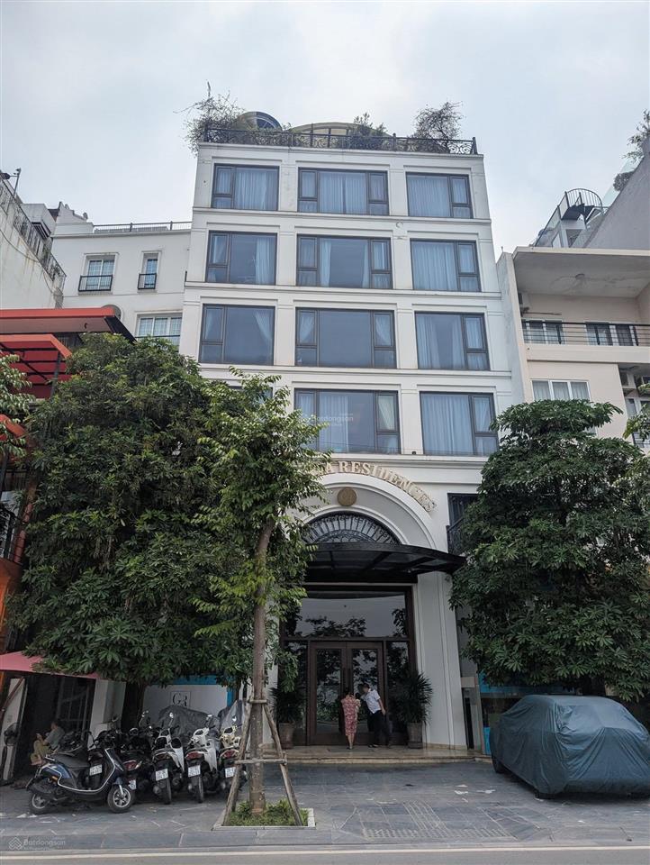 Bán tòa khách sạn 4 sao p. trúc bạch, ba đình dt 210m2 11 tầng, căn góc, dòng tiền 5 tỷ/năm