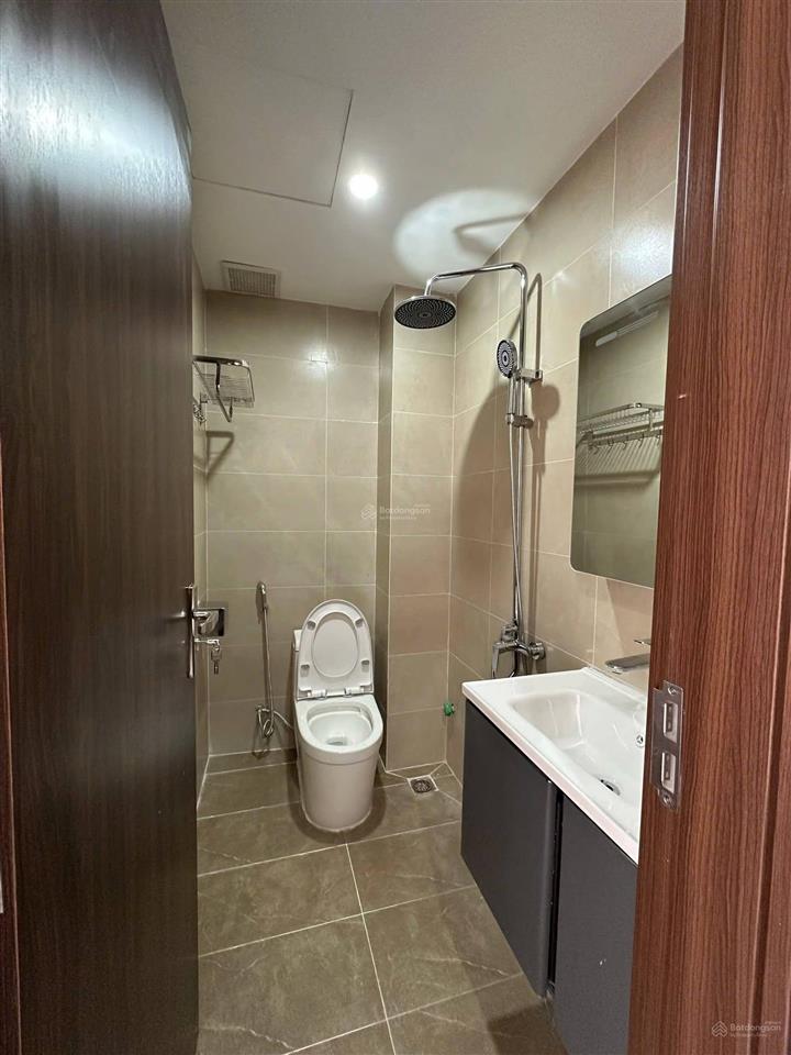 Bán nhà trích sài, phường bưởi, quận tây hồ, nhà mới 6 tầng thang máy dt 60m2 lô góc, cách ô tô 5m