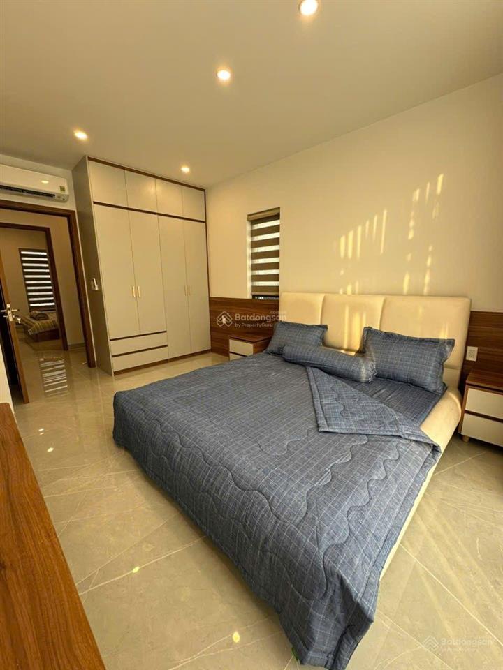 Cho thuê villa sân vườn 7x15 id junction kế góc thoáng mát full nội thất