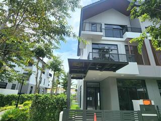 Căn liền kề góc có khoảng sân vườn kế bên zone 2 diện tích 7x16.5 rất hiếm tại id junction