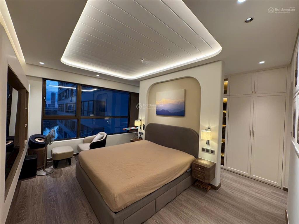 Chủ nhà cần tiền cần bán gấp căn hộ 2pn saigon south residences giáp phú mỹ hưng 71m2 giá cực tốt