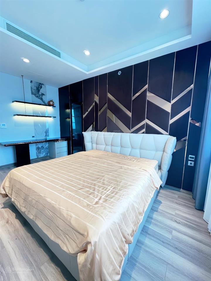 Chủ kẹt tiền cần bán gấp căn saigon south giáp phú mỹ hưng 2pn nhà mới view thoáng mát giá cực tốt