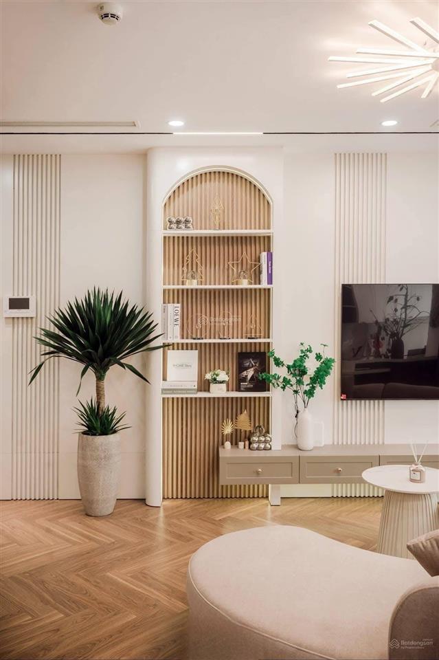 Chính chủ bán gấp căn hộ 2pn saigon south residences dt 75m2 nhà cực đẹp giá tốt nhất thị trường