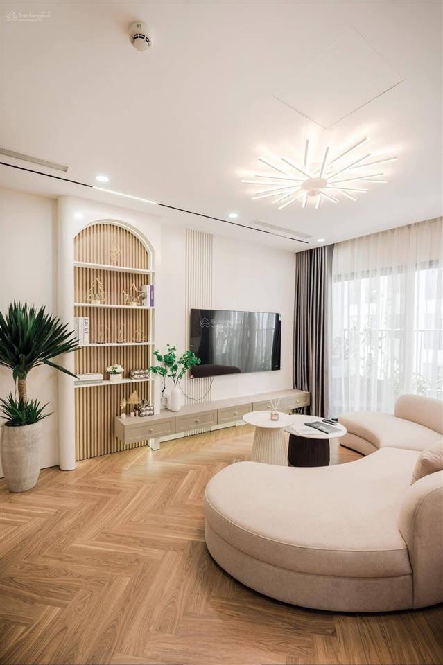 Chính chủ bán gấp căn hộ 2pn saigon south residences dt 75m2 nhà cực đẹp giá tốt nhất thị trường