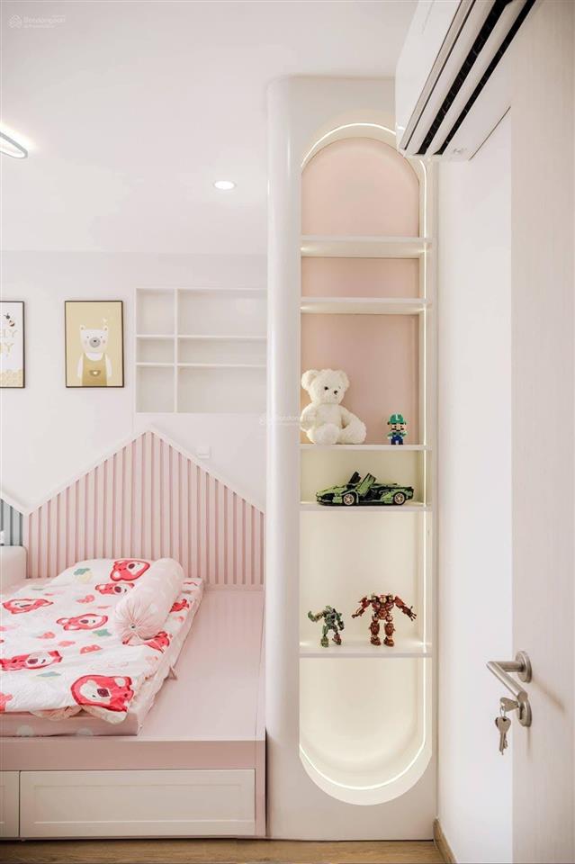 Chính chủ bán gấp căn hộ 2pn saigon south residences dt 75m2 nhà cực đẹp giá tốt nhất thị trường
