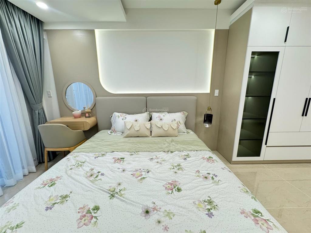 Cần bán gấp căn hộ saigon south residences  rmit  phú mỹ hưng nhà mới 2pn 2wc giá 5.650 tỷ