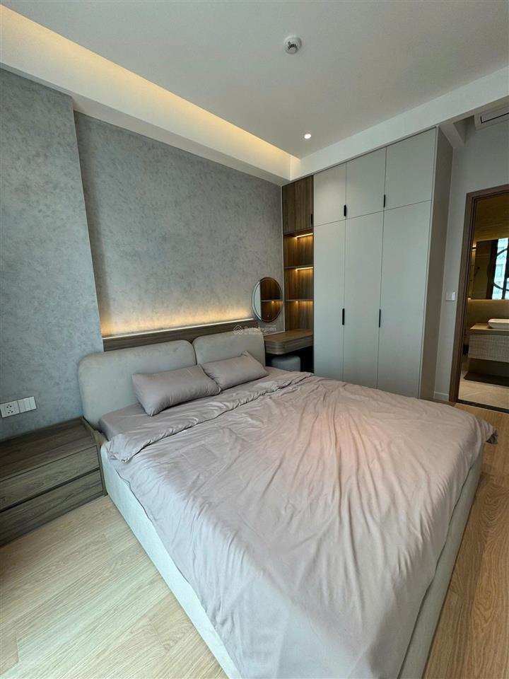 Giá cực tốt! bán gấp căn hộ 2pn saigon south residences nhà đẹp mới 99%, giá cực tốt chỉ 5.7 tỷ