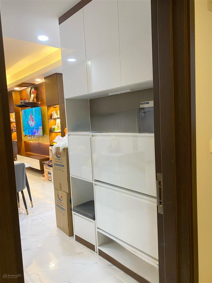 Cần bán gấp căn hộ cao cấp saigon south residences khu nam sài gòn dt 100m2 có ô xe giá chỉ 6.8 tỷ