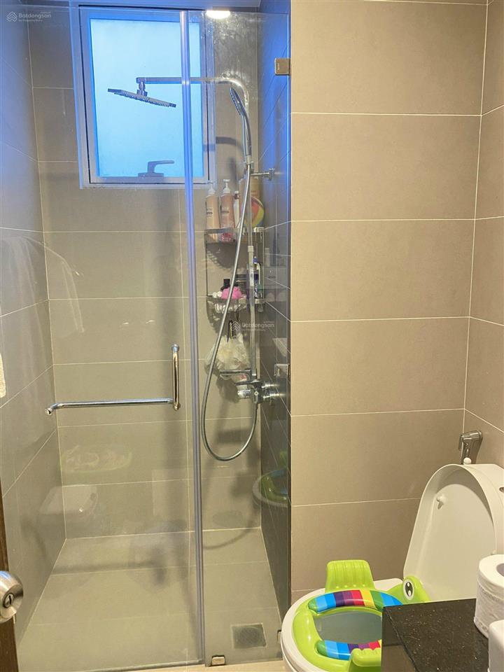 Cần bán gấp căn hộ cao cấp saigon south residences khu nam sài gòn dt 100m2 có ô xe giá chỉ 6.8 tỷ