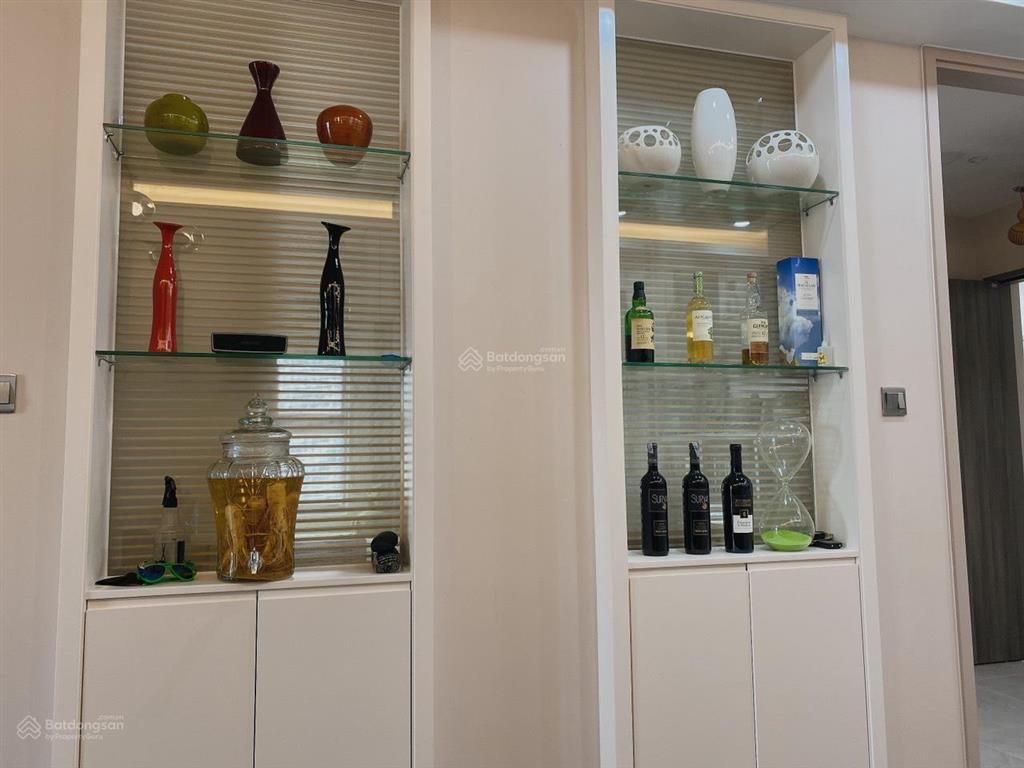 Chủ cần tiền cần bán gấp căn hộ saigon south residences  phú mỹ hưng dt 75m2 giá tốt chỉ 5.8 tỷ