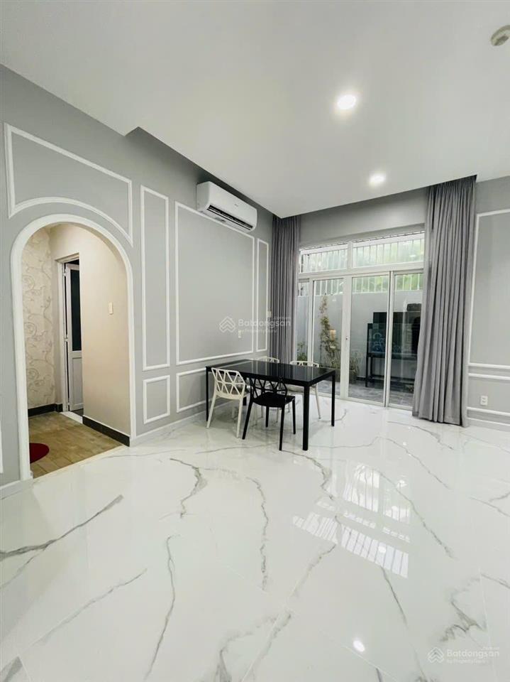 Cho thuê biệt thự mỹ thái 2 phú mỹ hưng, dt 126m2 4pn 2wc nhà đẹp full nội thất. giá 48tr/th tl
