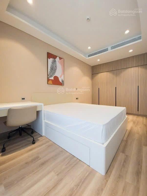 Giảm giá! cần bán nhanh căn hộ 2pn saigon south residences dt 75m² nhà đẹp giá tốt trong khu vực