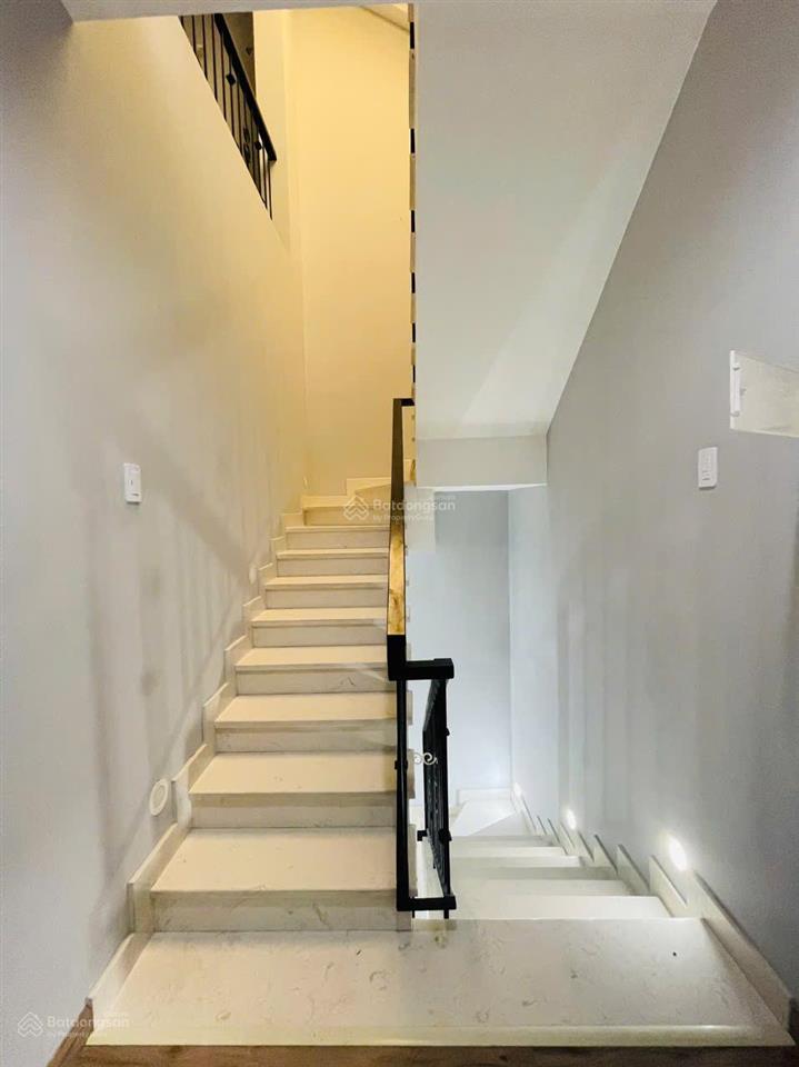 Cần cho thuê gấp biệt thự nam đô  phú mỹ hưng quận 7 nhà đẹp tk 5pn 5wc giá chỉ 48 triệu/tháng