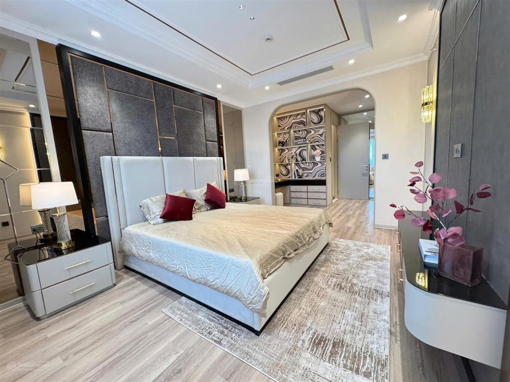 Kẹt tiền cần bán căn hộ saigon south giáp phú mỹ hưng, dt 104m2 3pn nhà mới giá tốt chỉ 7.2 tỷ