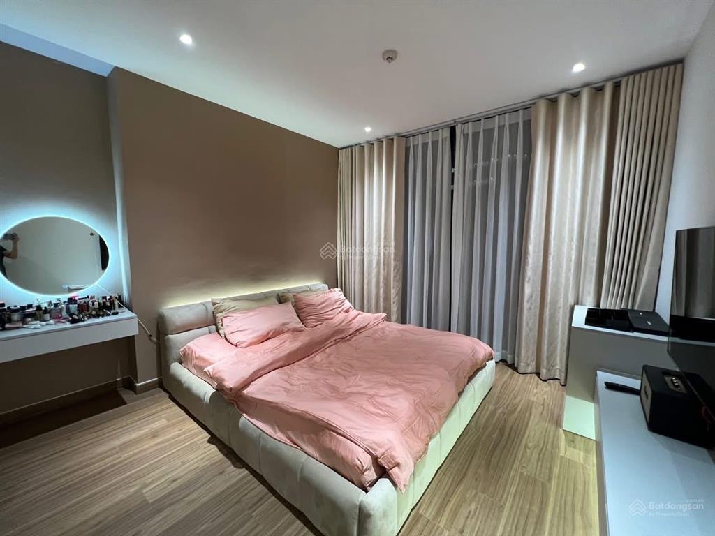 Cần cho thuê nhanh căn hộ cao cấp 3pn saigon south residences nhà cực đẹp giá tốt thị trường