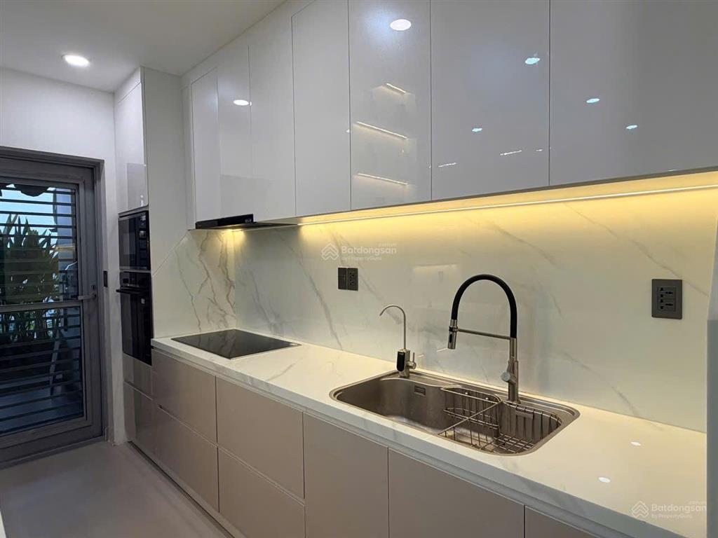 Cho thuê green valley phú mỹ hưng 3pn 2wc có ôxe miễn phí full nội thất mới giá cực tốt chỉ 25triệu