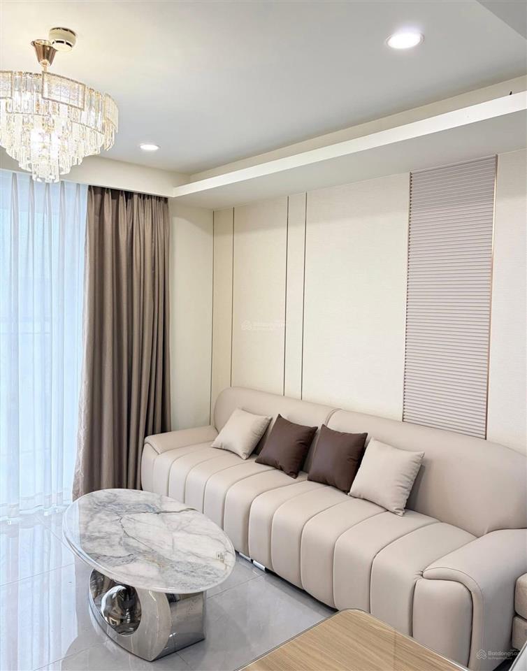 Chủ cần tiền bán gấp căn hộ 2pn saigon south giáp phú mỹ hưng nhà đẹp, giá tốt trong khu vực
