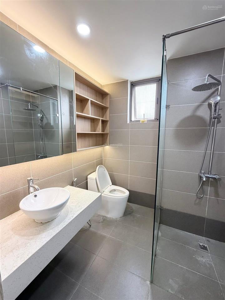 Cam kết giá tốt thị trường! cần bán gấp căn hộ 2pn saigon south residences nhà đẹp view thoáng