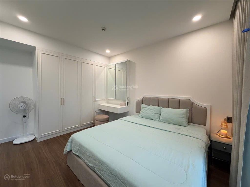 Chủ cần tiền cần bán gấp căn hộ 3pn 104m2 tại saigon south giáp phú mỹ hưngrmit giá tốt có ôxe