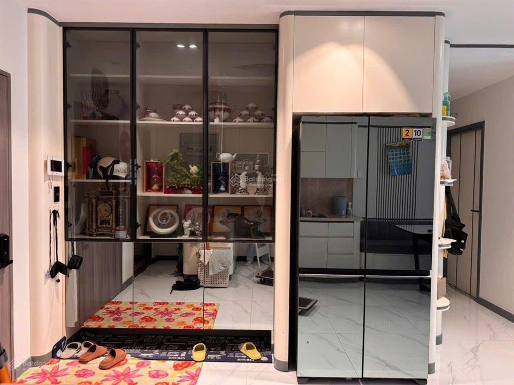 Cần cho thuê gấp căn hộ the antonia phú mỹ hưng nhà mới 100% full nội thất cao cấp có ô xe giá tốt