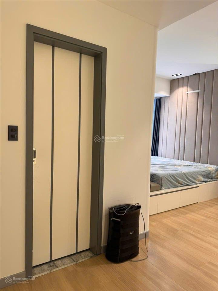 Cần cho thuê gấp căn hộ the antonia phú mỹ hưng nhà mới 100% full nội thất cao cấp có ô xe giá tốt