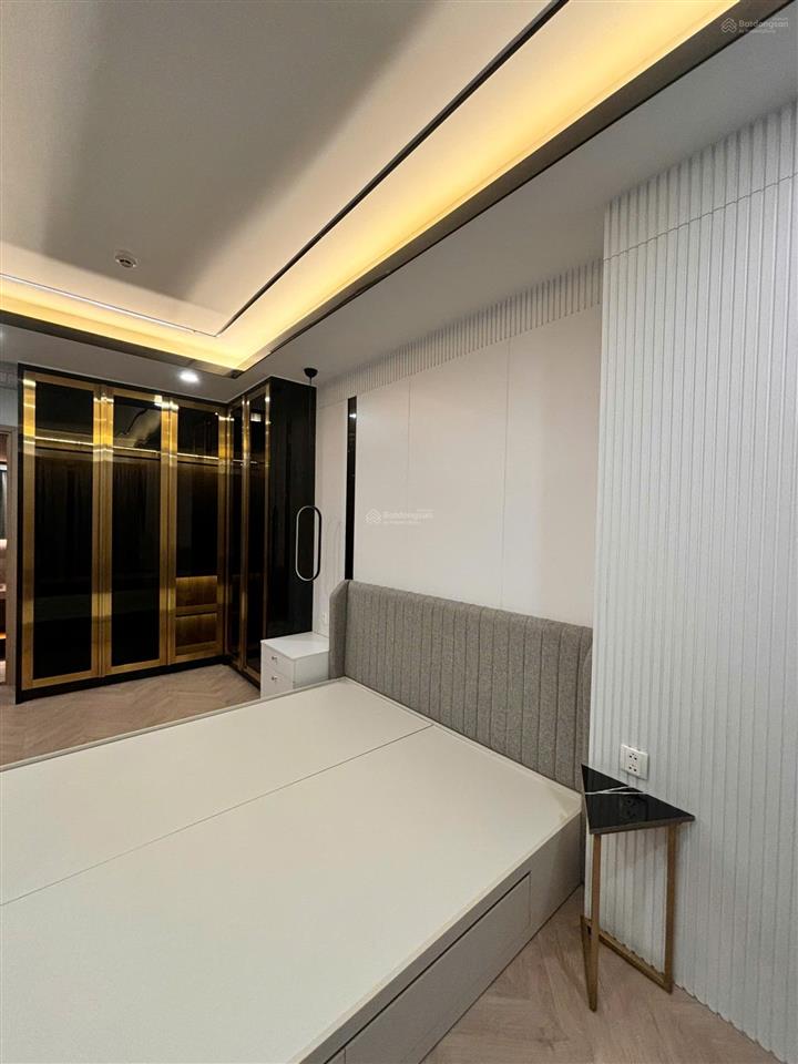 Cần bán gấp căn hộ saigon south residences giáp rmit  pmh q7, 2pn 2wc nhà mới chủ kẹt bán giá tốt