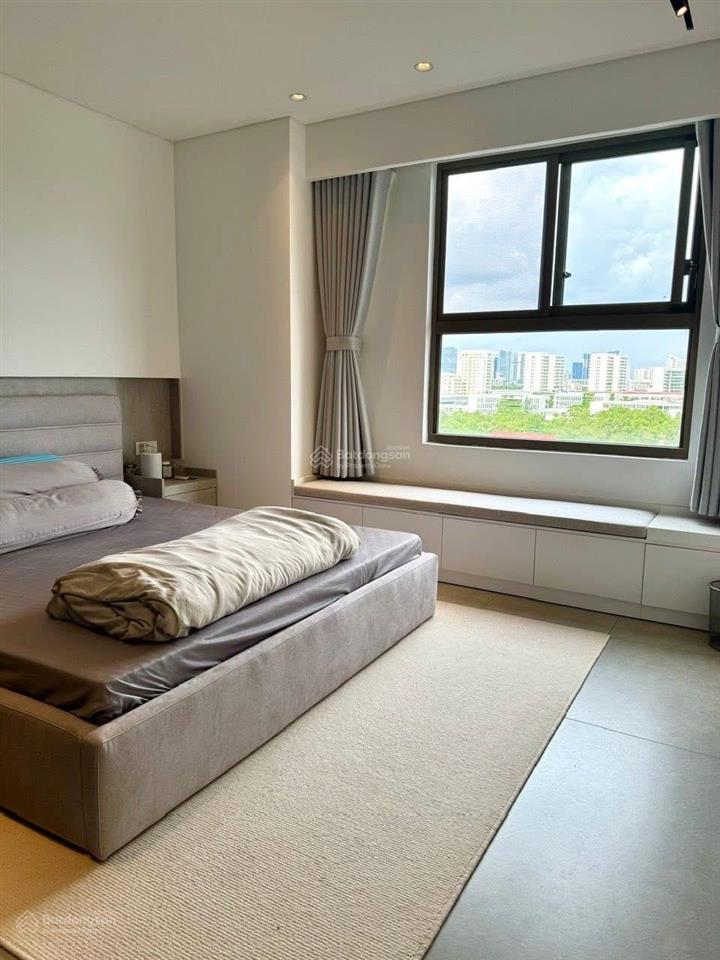 Kẹt tiền cần bán căn hộ saigon south giáp phú mỹ hưng, dt 76m2 2pn nhà mới giá tốt chỉ 5.450 tỷ