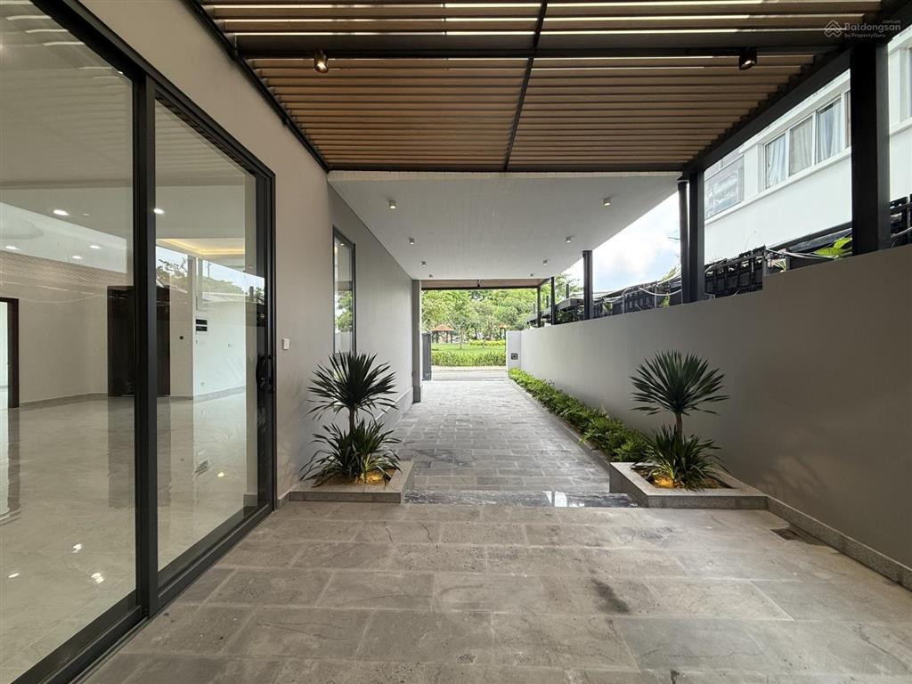 Cần cho thuê gấp biệt thự hưng thái phú mỹ hưng dt 126m2 tk 4pn 4wc nhà đẹp giá tốt chỉ 37 triệu