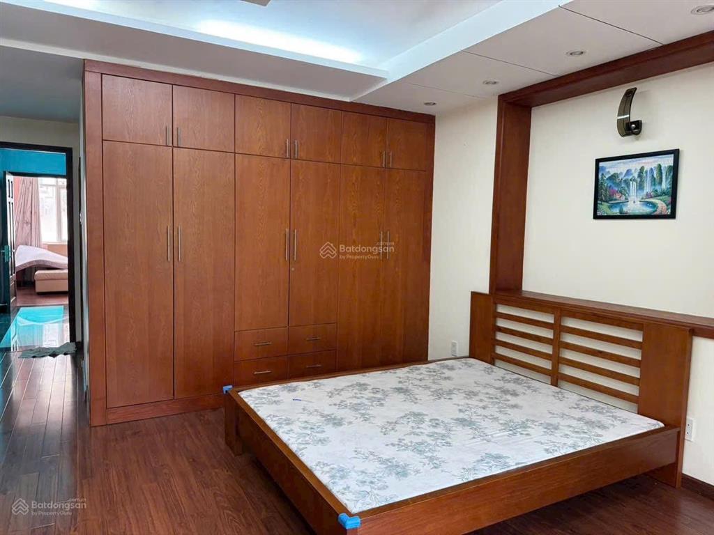 Cần cho thuê biệt thự hưng thái phú mỹ hưng 4pn 4wc phù hợp làm văn phòng hoặc để ở giá tốt 33triệu