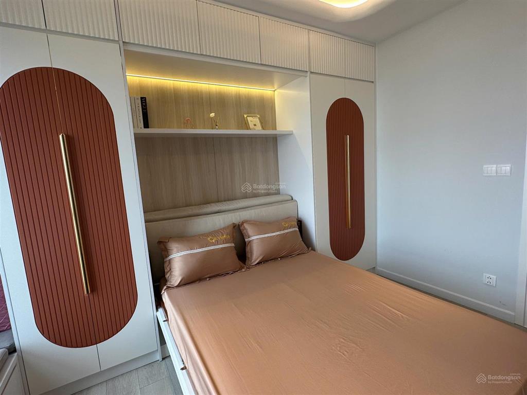 Giá cực tốt ! cần bán nhanh căn hộ 2pn saigon south 75m2,full nt,nhà đẹp view thoáng giá chỉ 5.4 tỷ